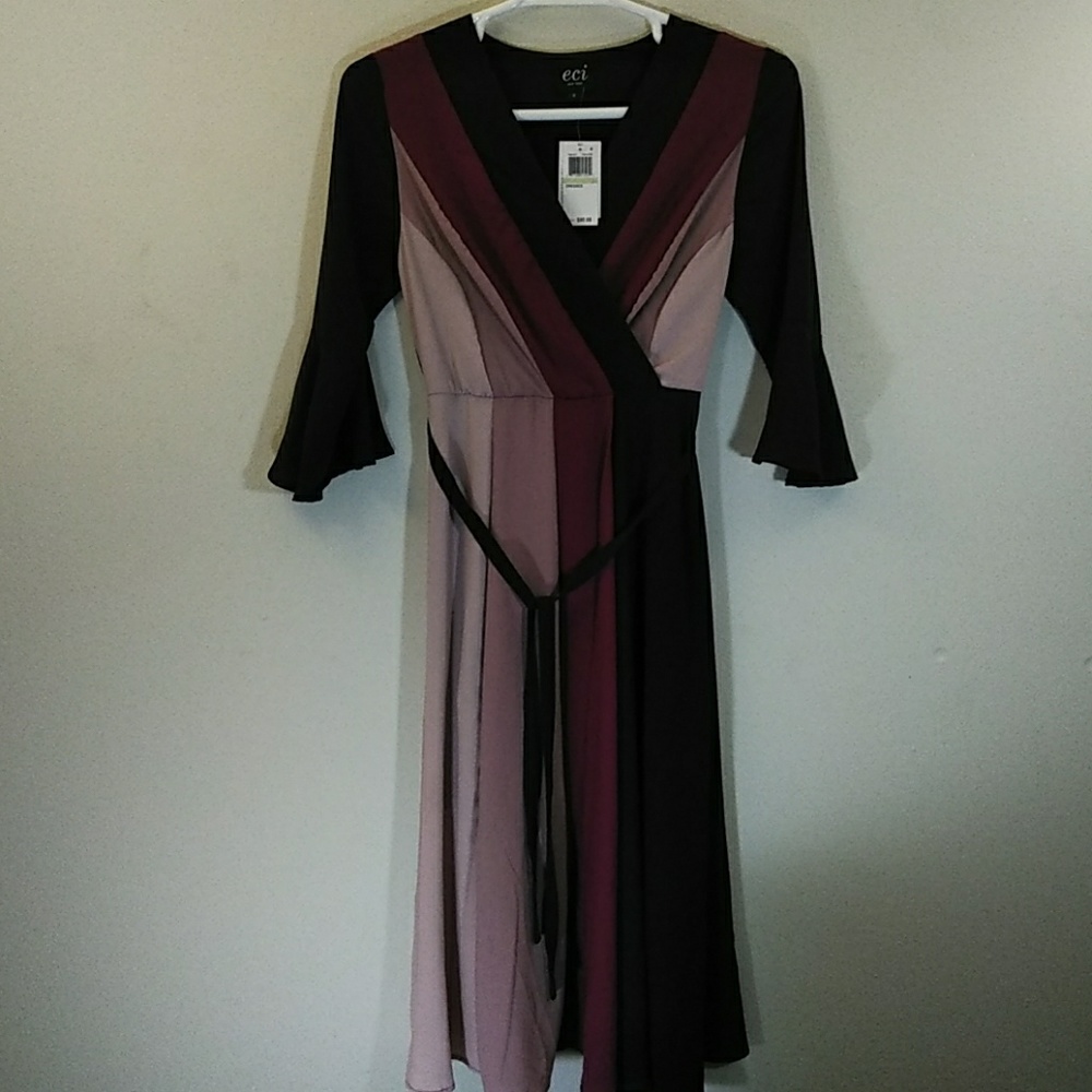 eci New York 3/4 + Bell Sleeve Maxi Dress
